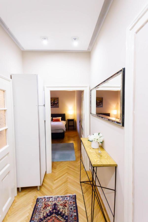 Family Apart Appartement Belgrado Buitenkant foto